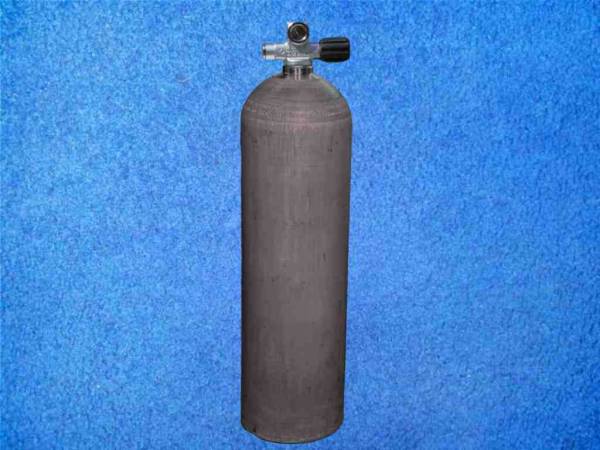 Preview: Tauchflasche 80 cuft mit Brückenventil Preview: Tauchflasche 80 cft mit Brückenventil bei dive2.me