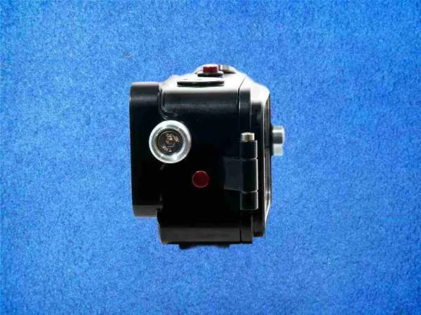 Unterwassergehäuse für DJI Osmo Action 6 seitlich rechts