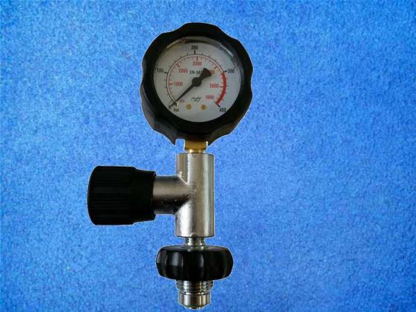 prüfmanometer mit 5/8 bis 300bar