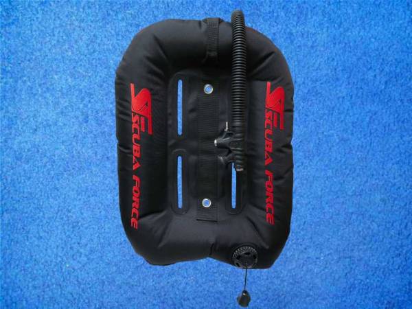 Scubaforce Black Devil Wing 32 lbs Rot