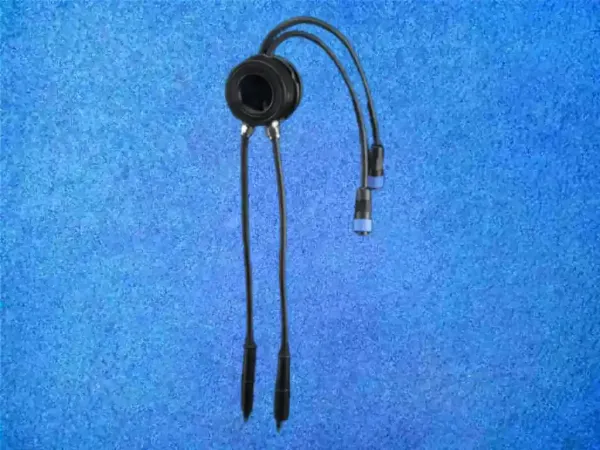 Bigblue Doppelte Anzugdurchführung SI Tech mit zwei Kabeln