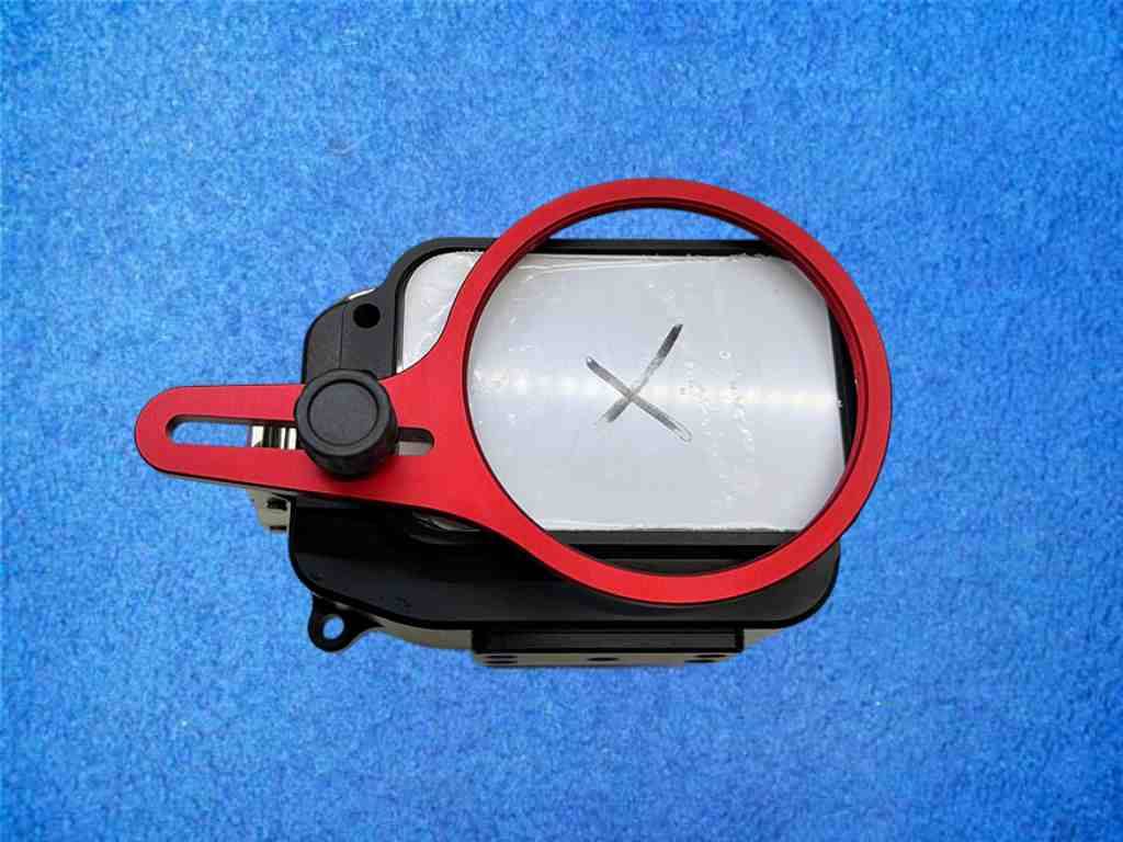 Carbonarm Filter Adapter für Unterwassergehäuse montiert