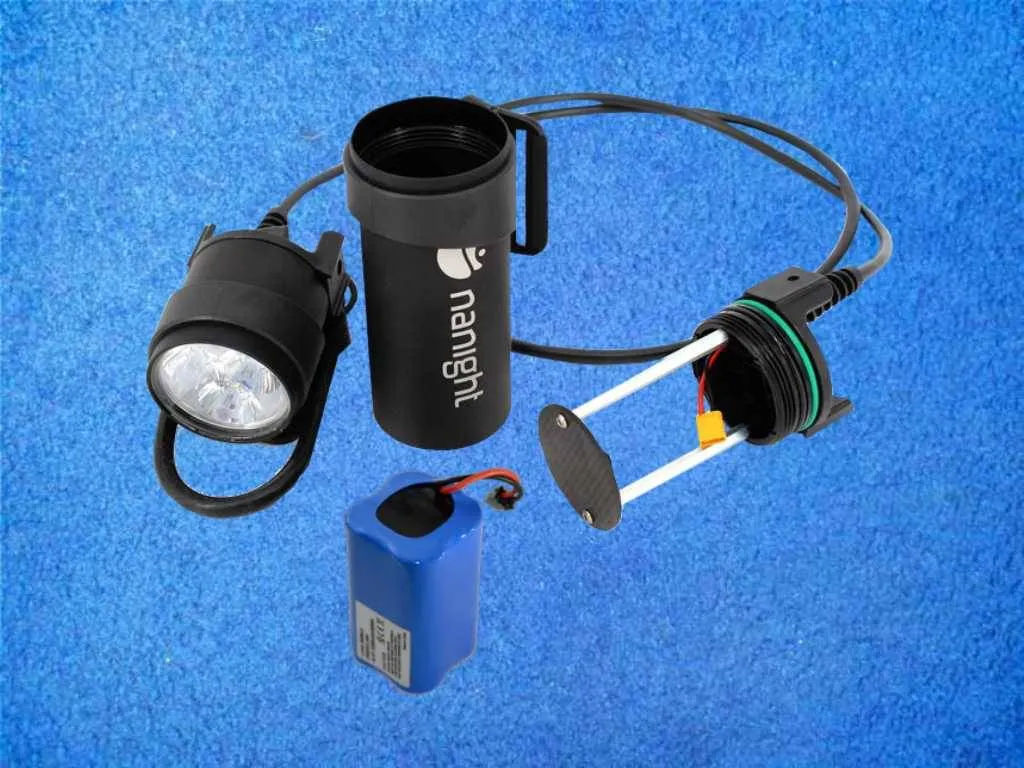 Nanight Micro T2 Tauchlampe mit Akkuset Nanight Micro T2 Tauchlampe mit Akkuset